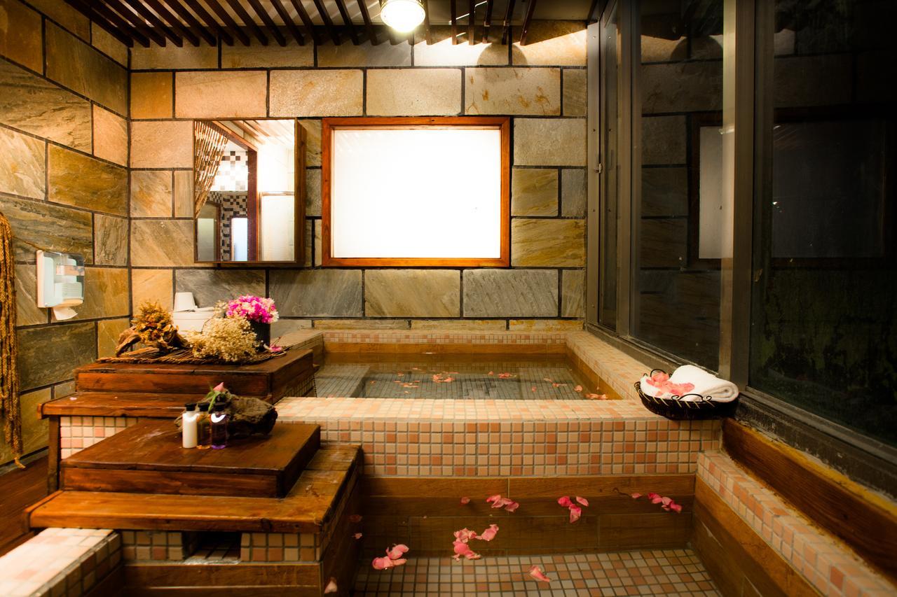 Wulai Sunglyu Hot Spring Resort Exterior foto